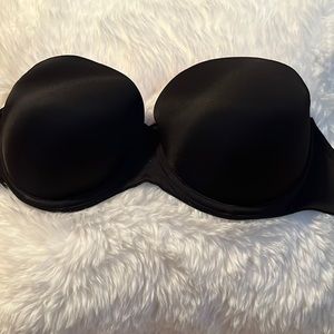 Victoria's Secret Strapless Bra size: 32DD